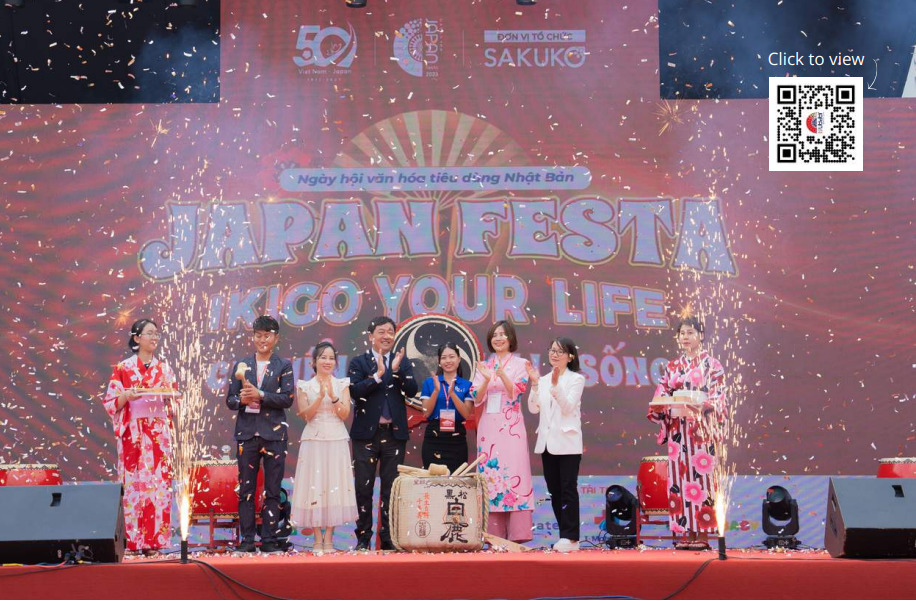 SAKUKOによるJAPAN　FESTの様子